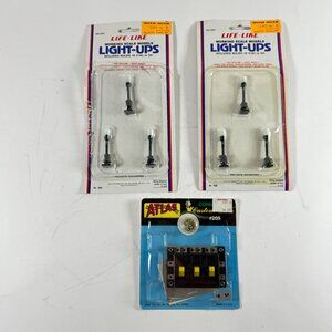 HO Scale Life-Like 2 packs Gas Street Lamps 1505  Atlas 205 Connector Vintage